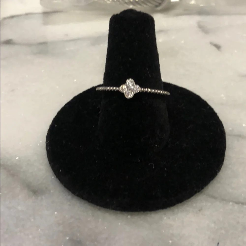 Cubic Zirconia Dainty Clover Ring, NWT sz 7 or 8